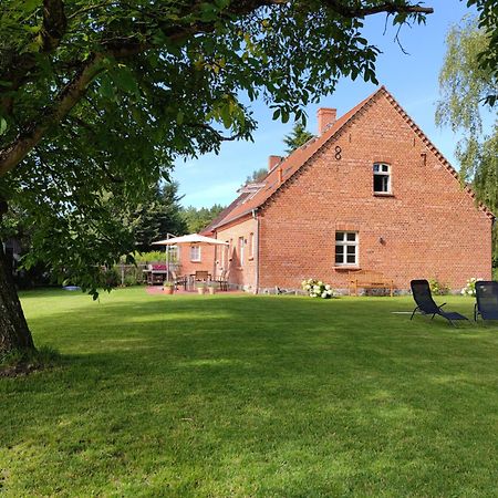 Forsthaus Zartwitzer Huette Apartment Rechlin Bagian luar foto